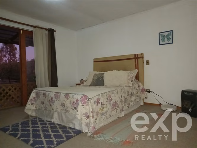 Casa en venta de 3 dorm. 3 baños en Talagante