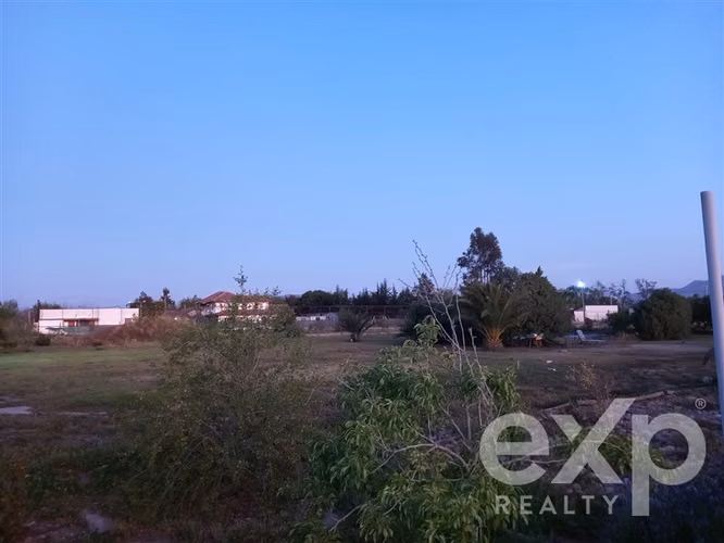 Parcela en venta en 3 dorm 3 baños Talagante