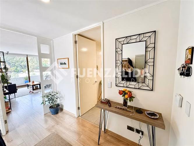 Departamento en venta de 2 dorm. en Peñalolén