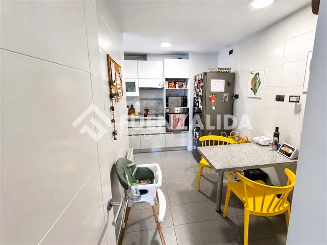 Departamento en venta de 2 dorm. en Peñalolén