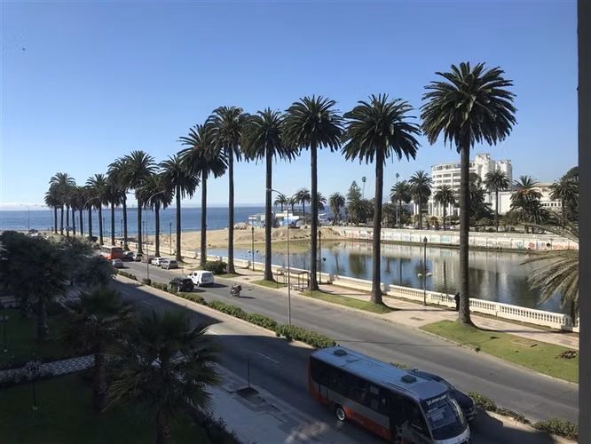 Departamento Remodelado de 3 dorm. La Marina Viña del Mar