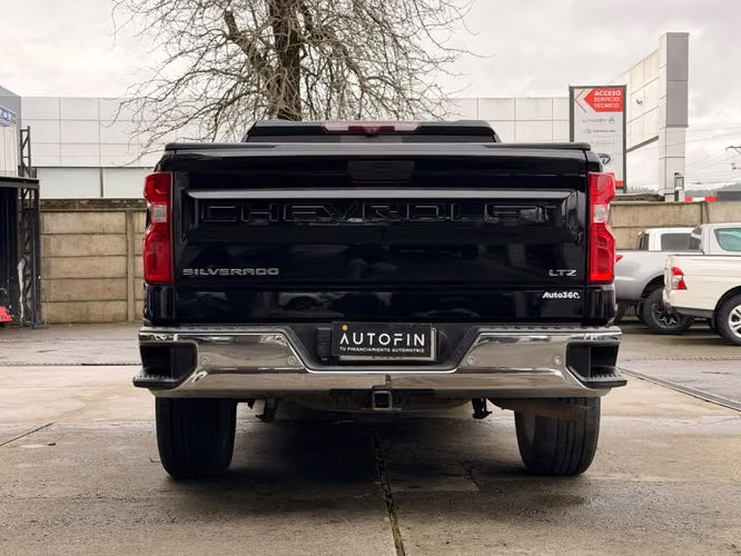 CHEVROLET SILVERADO 5.3 LTZ AUTOMATICA FACTURABLE CON IVA
