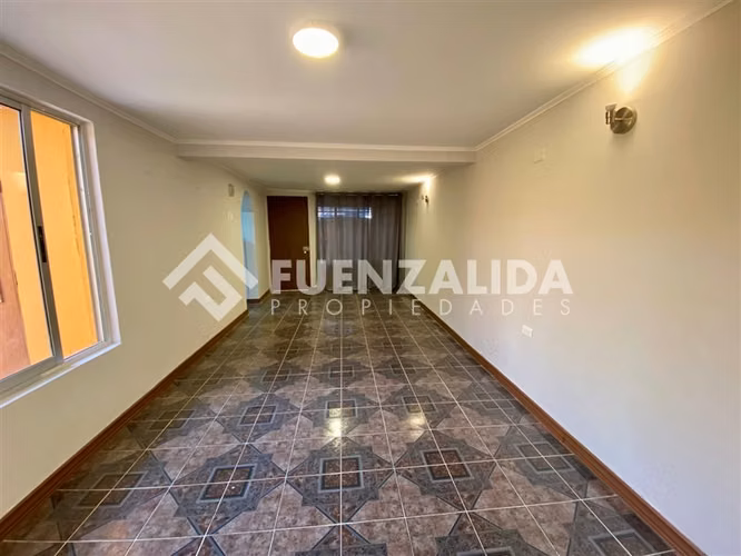 Casa en venta de 3 dorm. en Pudahuel