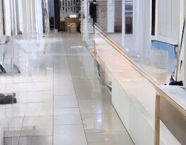 EXCELENTE y REMODELADO LOCAL COMERCIAL
