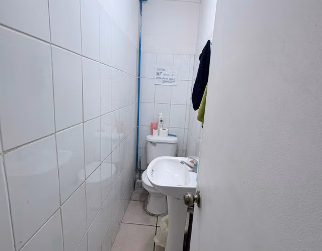 EXCELENTE y REMODELADO LOCAL COMERCIAL