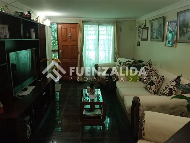 Casa en venta de 3 dorm. en Renca