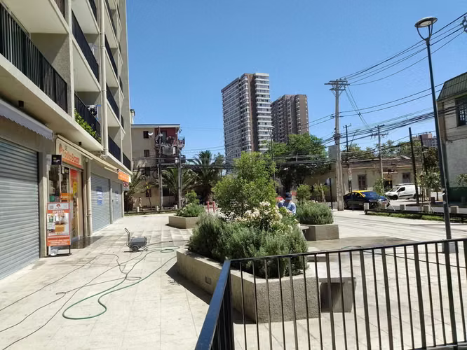 Oportunidad Única en Zona Comercial (177217)