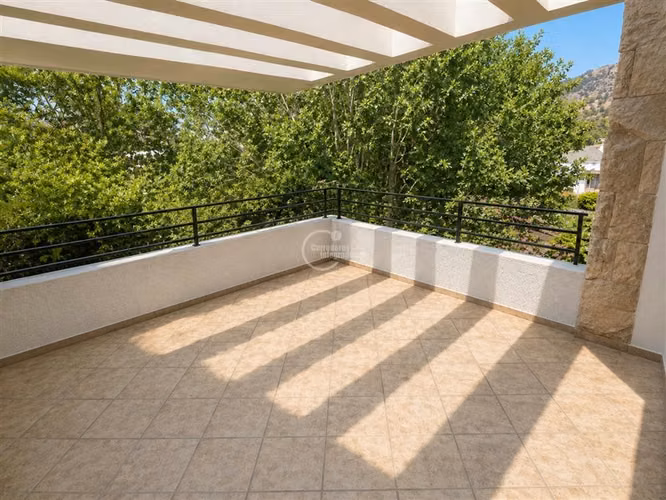 Departamento en venta de 3 dorm. en Lo Barnechea