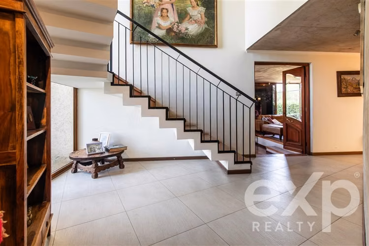 Casa en venta en Valenzuela Puelma en La Reina Alta