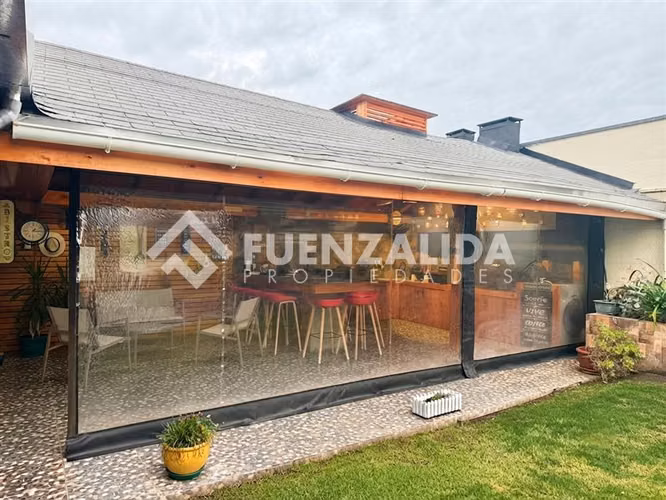 Casa en venta de 5 dorm. en Peñalolén