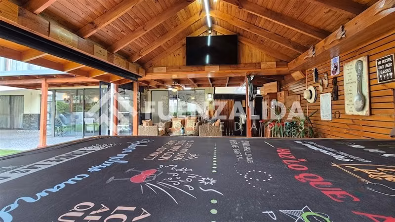 Casa en venta de 5 dorm. en Peñalolén