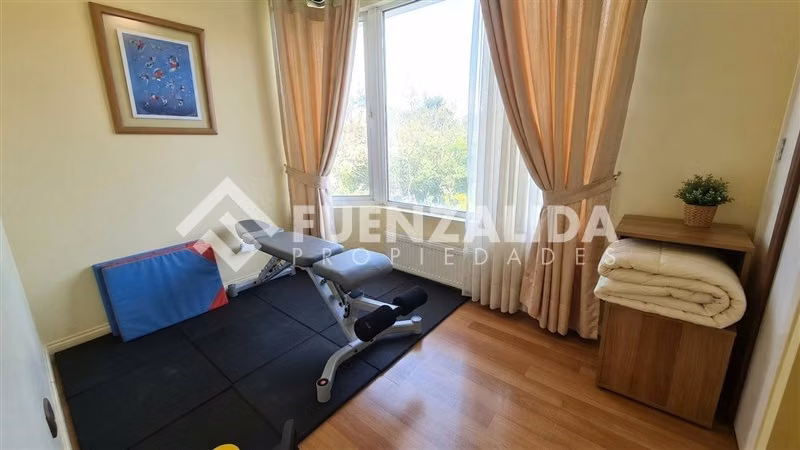 Casa en venta de 5 dorm. en Peñalolén