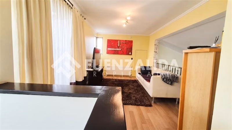 Casa en venta de 5 dorm. en Peñalolén