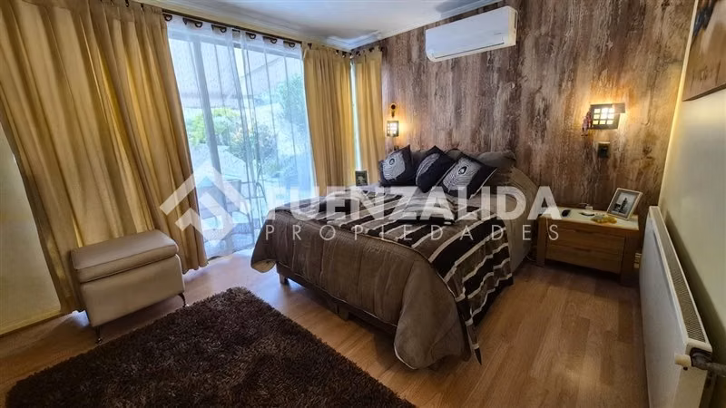 Casa en venta de 5 dorm. en Peñalolén