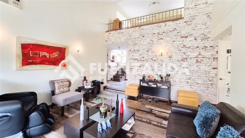 Casa en venta de 5 dorm. en Peñalolén