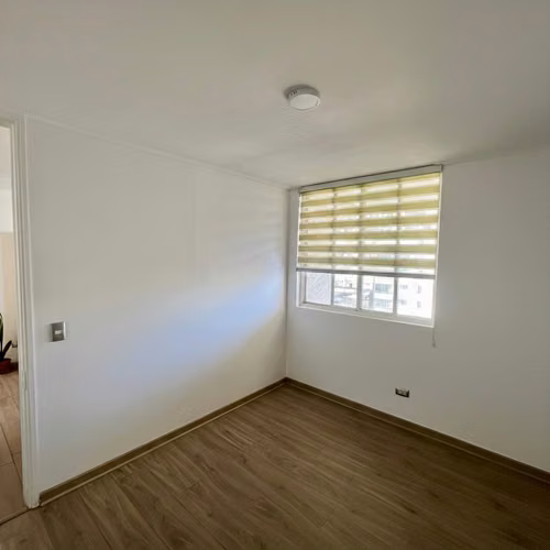 Departamento 2D 2B a pasos Metro El Llano – BAJO TASACION