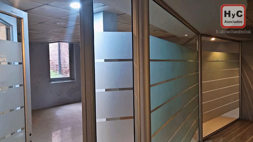 Amplio Local Comercial en Plena Alameda – Alta Exposición y Versatilidad