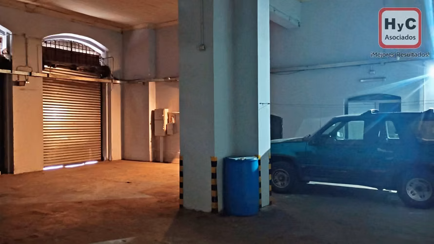 Amplio Local Comercial en Plena Alameda – Alta Exposición y Versatilidad