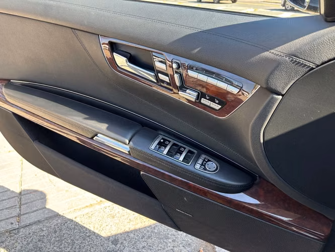 MERCEDES-BENZ CL 500 2011