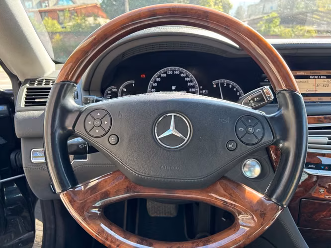 MERCEDES-BENZ CL 500 2011