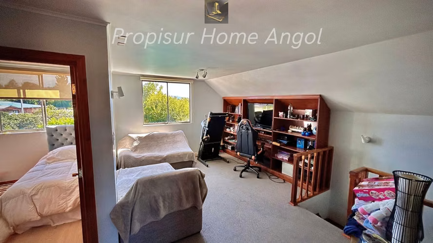 Casa 4D, 3B, 3E, en Venta en Condominio Puertas de Hierro – Angol