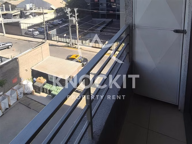 Arriendo Dpto con Balcón 1D1B Nva Andrés Bello Independencia