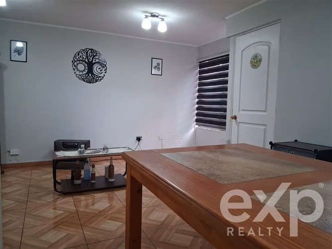 Casa espaciosa en venta de 5 dorm. 4B en Maipú