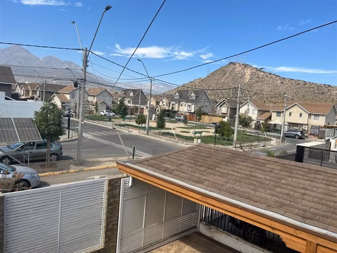 Hermosa casa Hacienda Los Conquistadores en Puente Alto