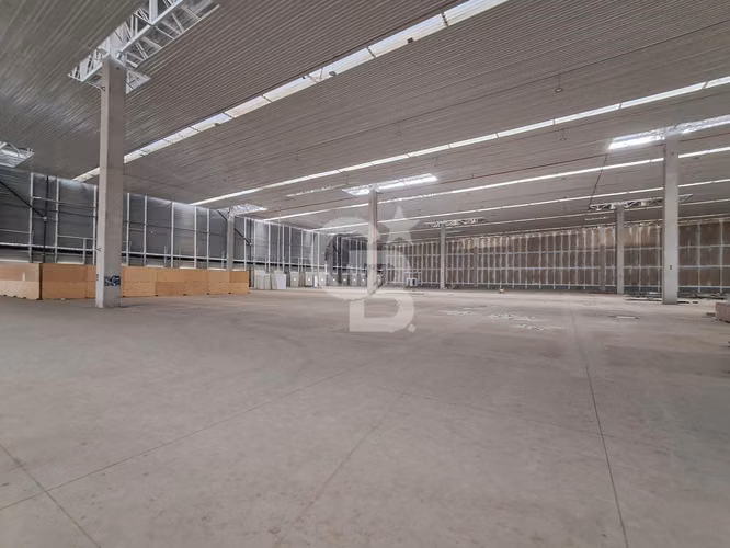 Bodegas desde 2.300 m² Centro Logístico - Lo Espejo
