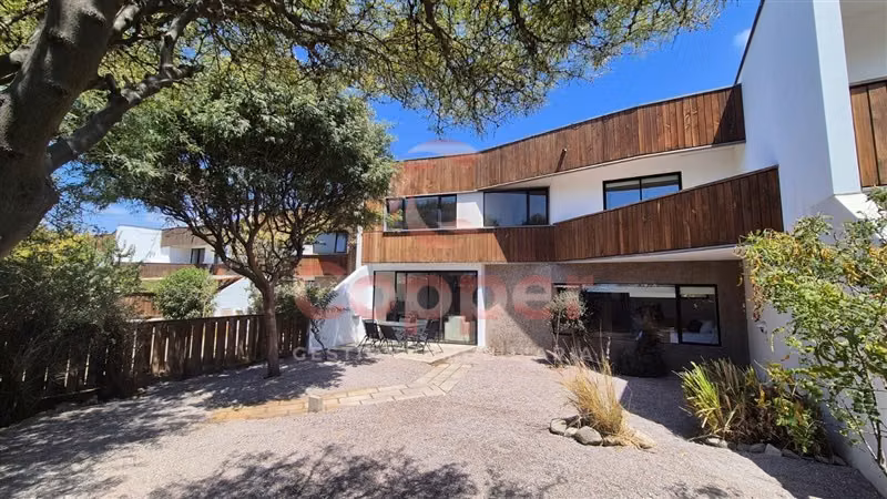 Casa Amoblada en Arriendo , Centro de Caldera