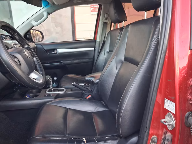 TOYOTA HILUX CRV 4X4 2.8 AUR 2017