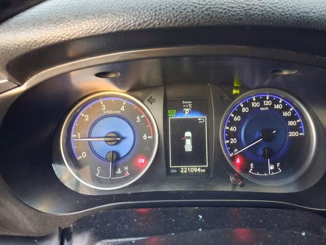 TOYOTA HILUX CRV 4X4 2.8 AUR 2017