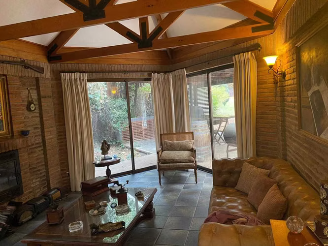 Casa en arriendo 6 hab Parque San Fuente (177198)