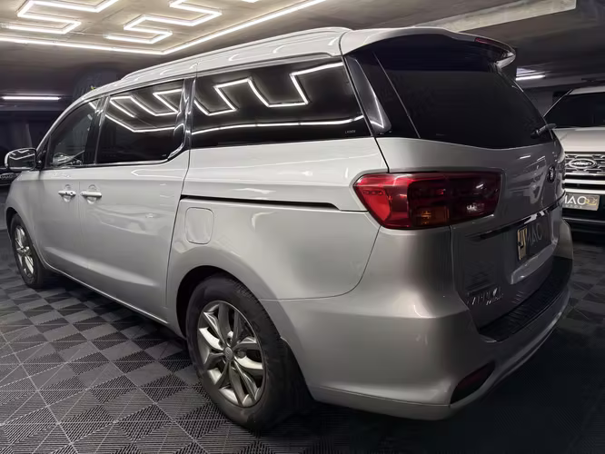 Kia Grand Carnival 2020 Diesel AT