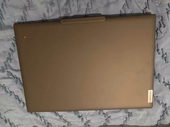 Thinkpad T14s Gen 6 Tope De Gama. Notebook Alto Rendimiento.