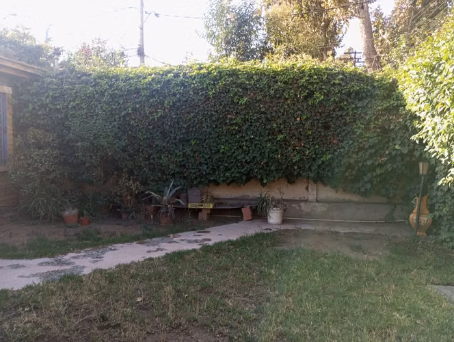 Vendo Casa Excelente Ubicación, Sector “Lynch Norte”, La Reina.