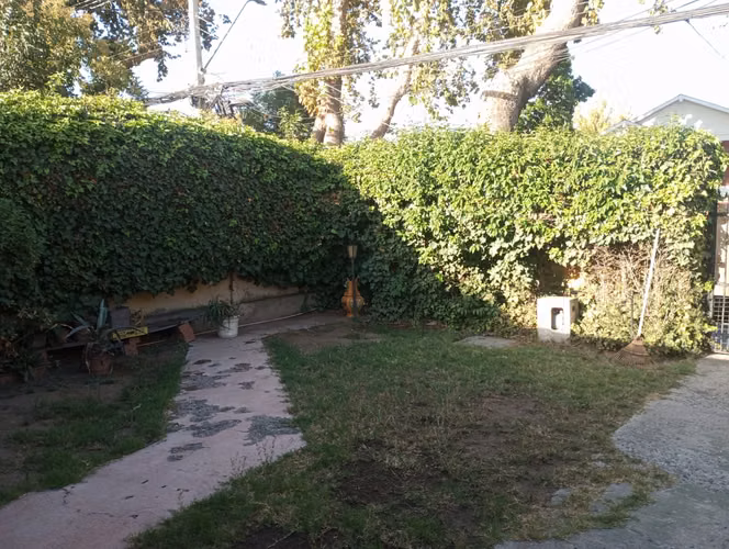 Vendo Casa Excelente Ubicación, Sector “Lynch Norte”, La Reina.