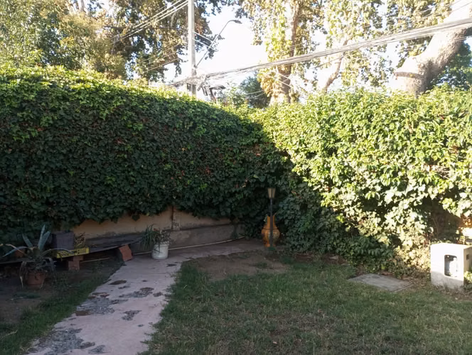 Vendo Casa Excelente Ubicación, Sector “Lynch Norte”, La Reina.
