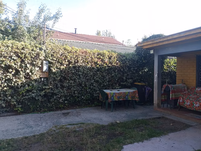 Vendo Casa Excelente Ubicación, Sector “Lynch Norte”, La Reina.