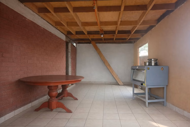  Vendo Amplia Casa Sólida, Buen Estado| Sector Rojas Magallanes | La Florida.