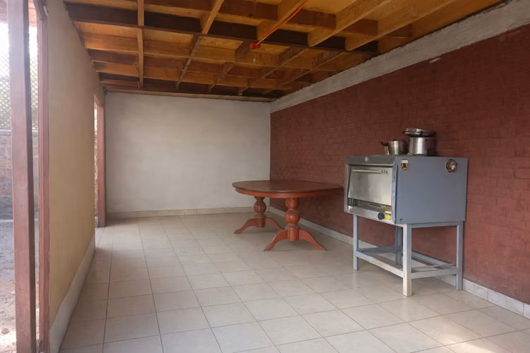  Vendo Amplia Casa Sólida, Buen Estado| Sector Rojas Magallanes | La Florida.
