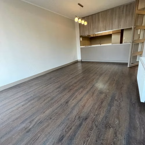Excelente departamento 2D 2B, pasos metro Simon Bolivar