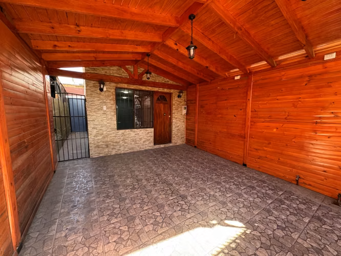 Casa Renovada 2D/1B - Villa Arturo Prat