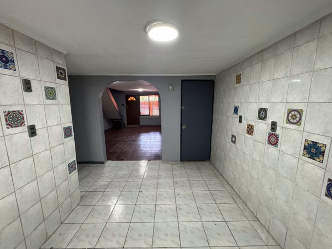 Casa Renovada 2D/1B - Villa Arturo Prat
