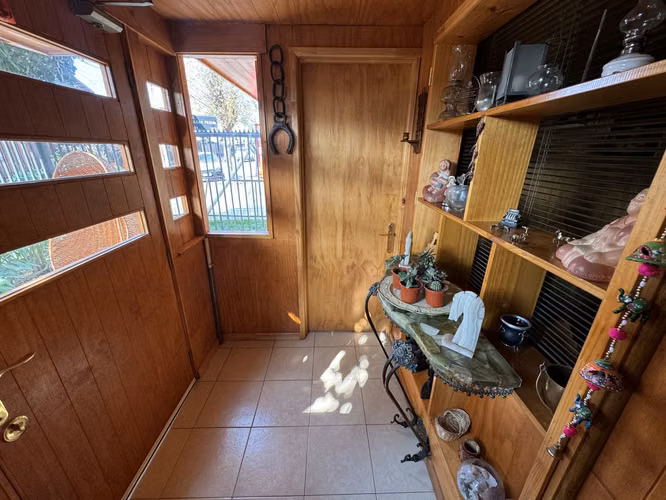Casa de 3 Pisos 5D/2B Los Héroes Maipú