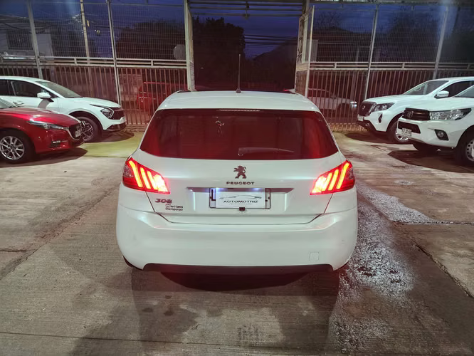 PEUGEOT 308 HDI  FULL TECHO PANORAMICO AUTOMÁTICO, RECIBO