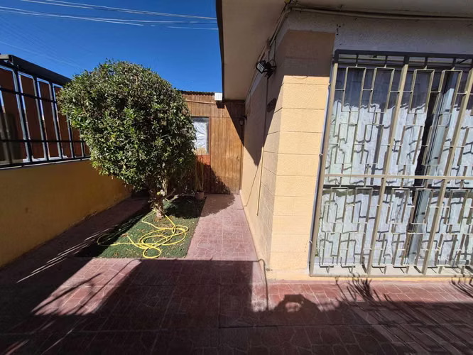 Vendo Amplia Casa (177246)