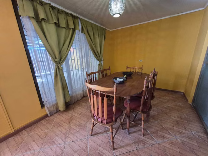 Vendo Amplia Casa (177246)