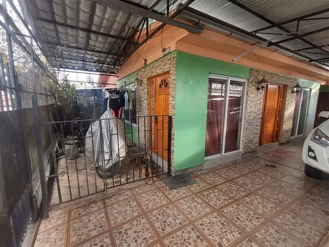 Casa en arriendo Amoblada, 2D/2B/2E, Nueva Abate Molina