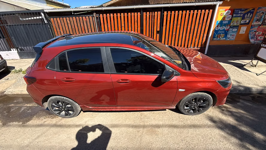 vendo chevrolet onix rs 2023 - Imagen 4